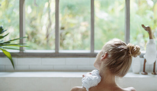 朝風呂の意外な効果が判明！メリットや健康になる入浴法をご紹介