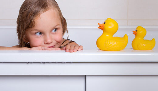 子どもが喜ぶ！お風呂のおすすめおもちゃ！便利な収納もご紹介